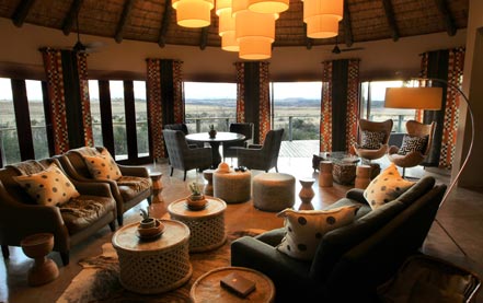 Lounge, Nambiti Plains Lodge, Nambiti Private Game Reserve